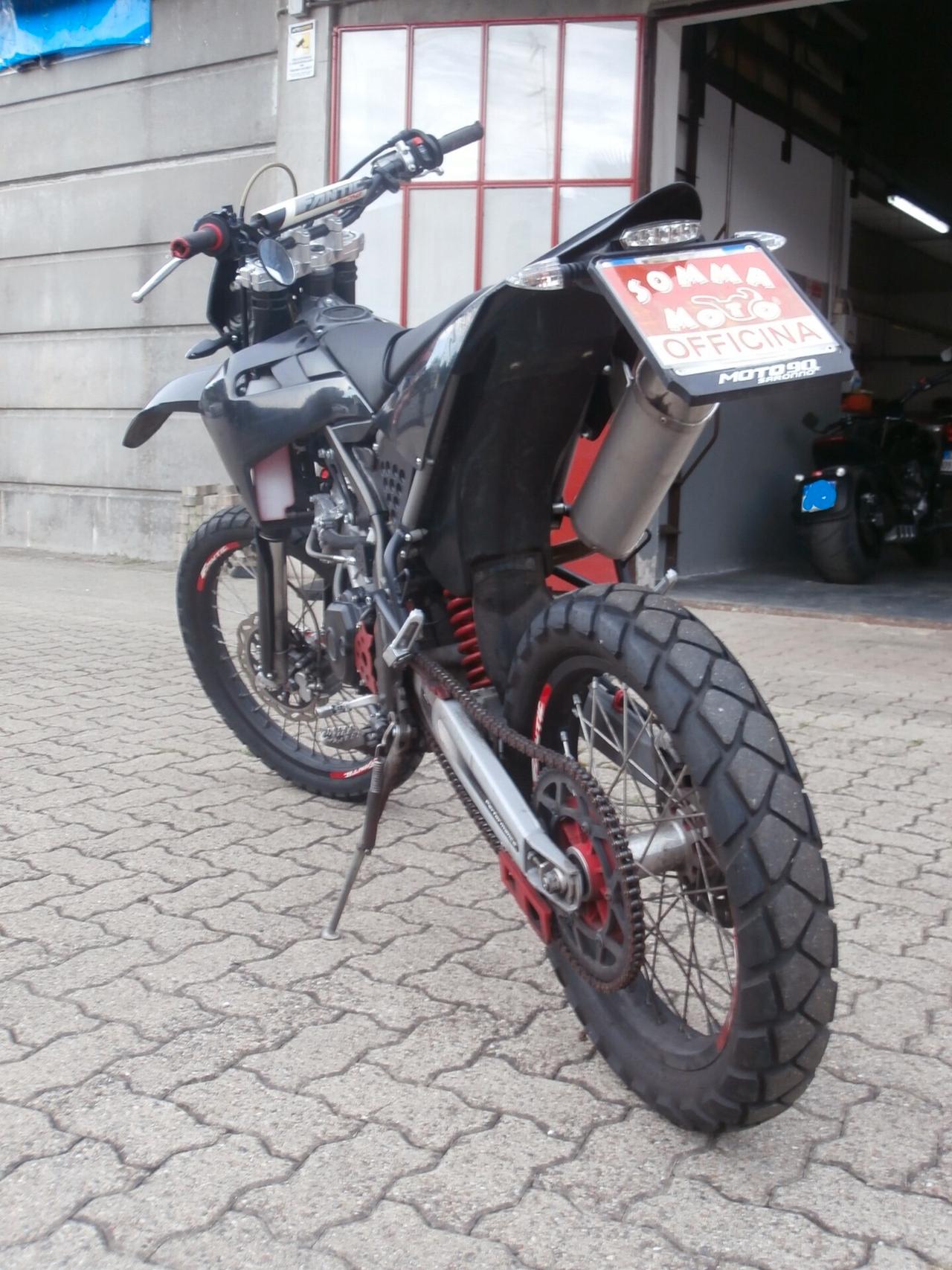 Fantic Motor XEF 125 Performance del 2022 compreso trapasso-tagliando-garanzia