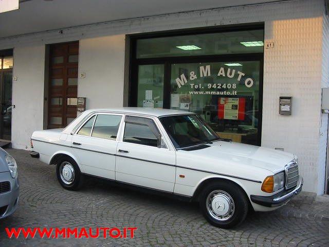 MERCEDES-BENZ 200 200 !!!!!!
