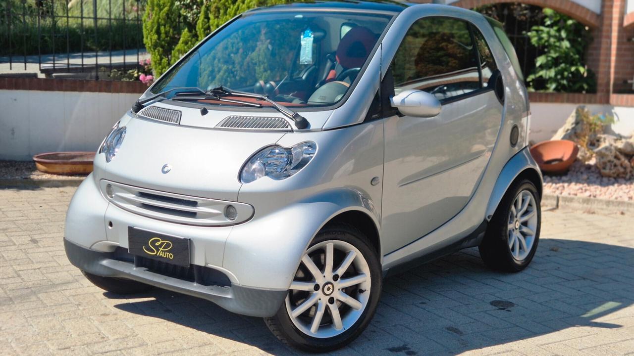 Smart ForTwo 800/41CV coupé passion cdi / TETTO/