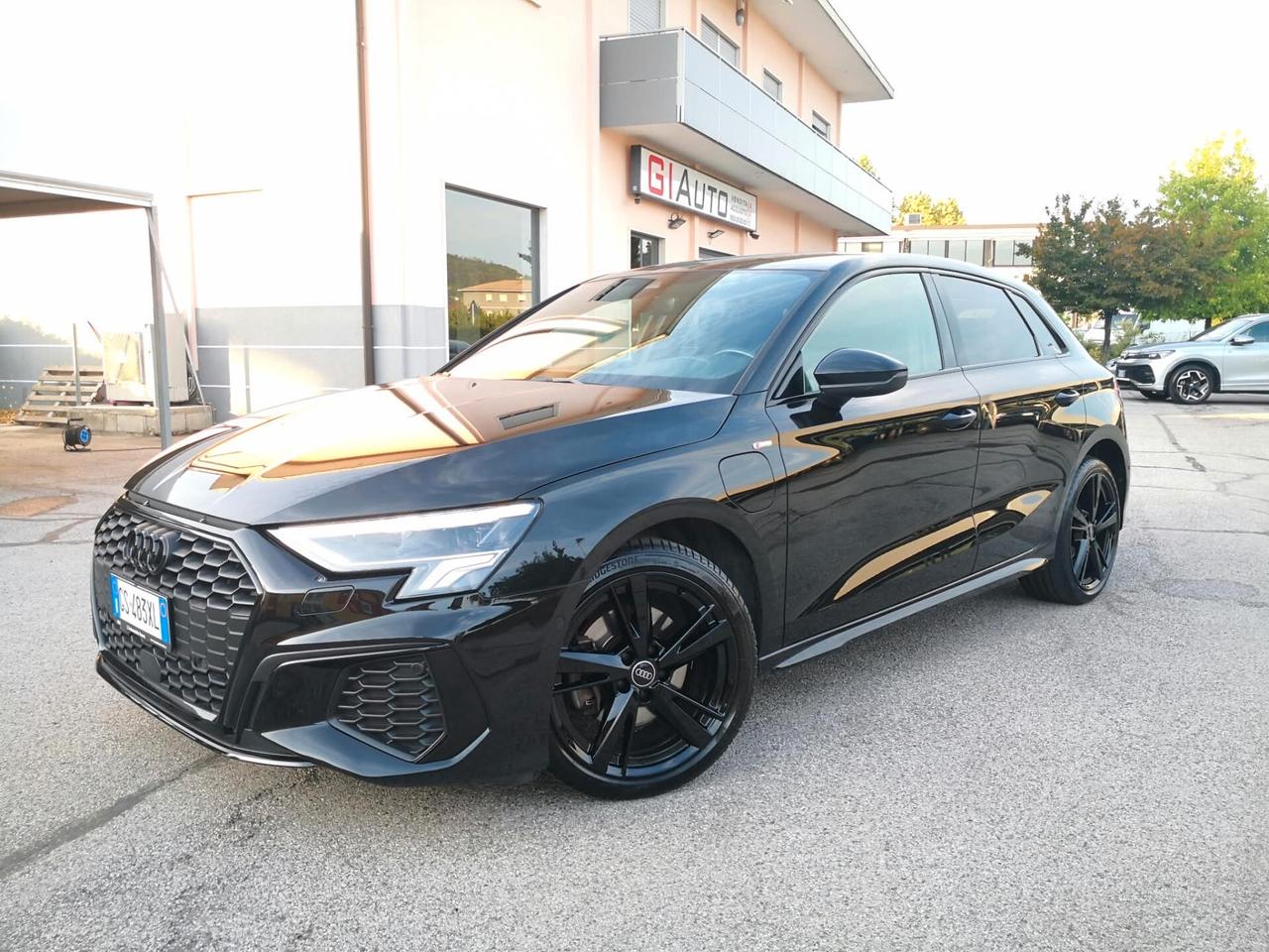 Audi A3 SPB 40 TFSI e S tronic Identity Black LINE ***TAGLIANDI AUDI***