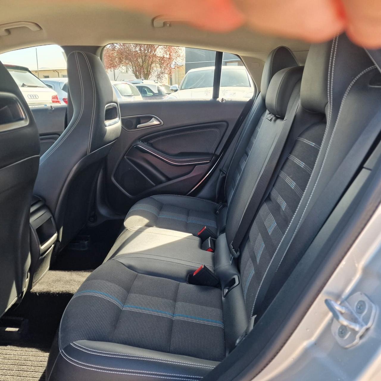 Mercedes-benz CLA 200 d S.W. Automatic Premium