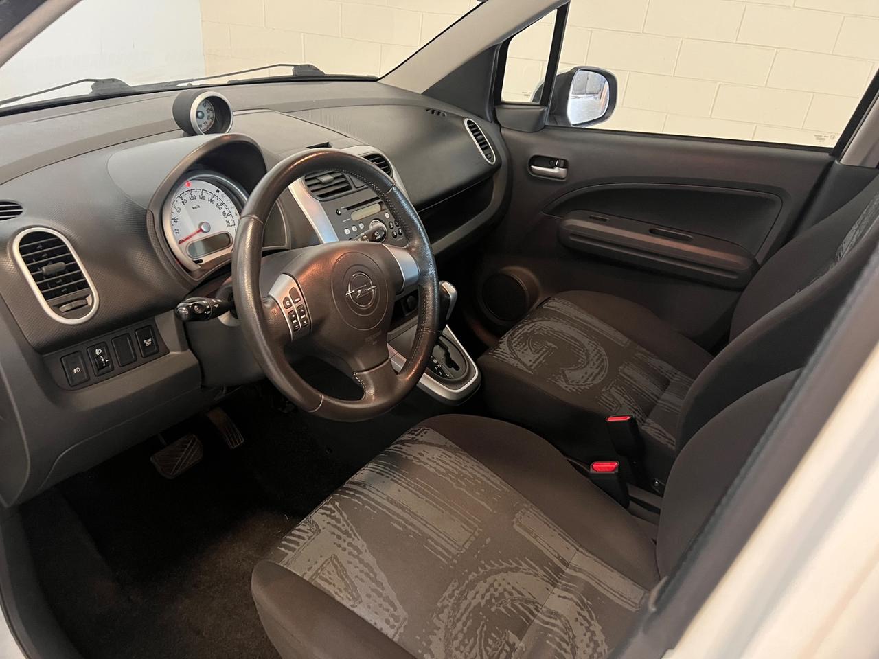 Opel Agila 1.2 16V 94CV Enjoy auto