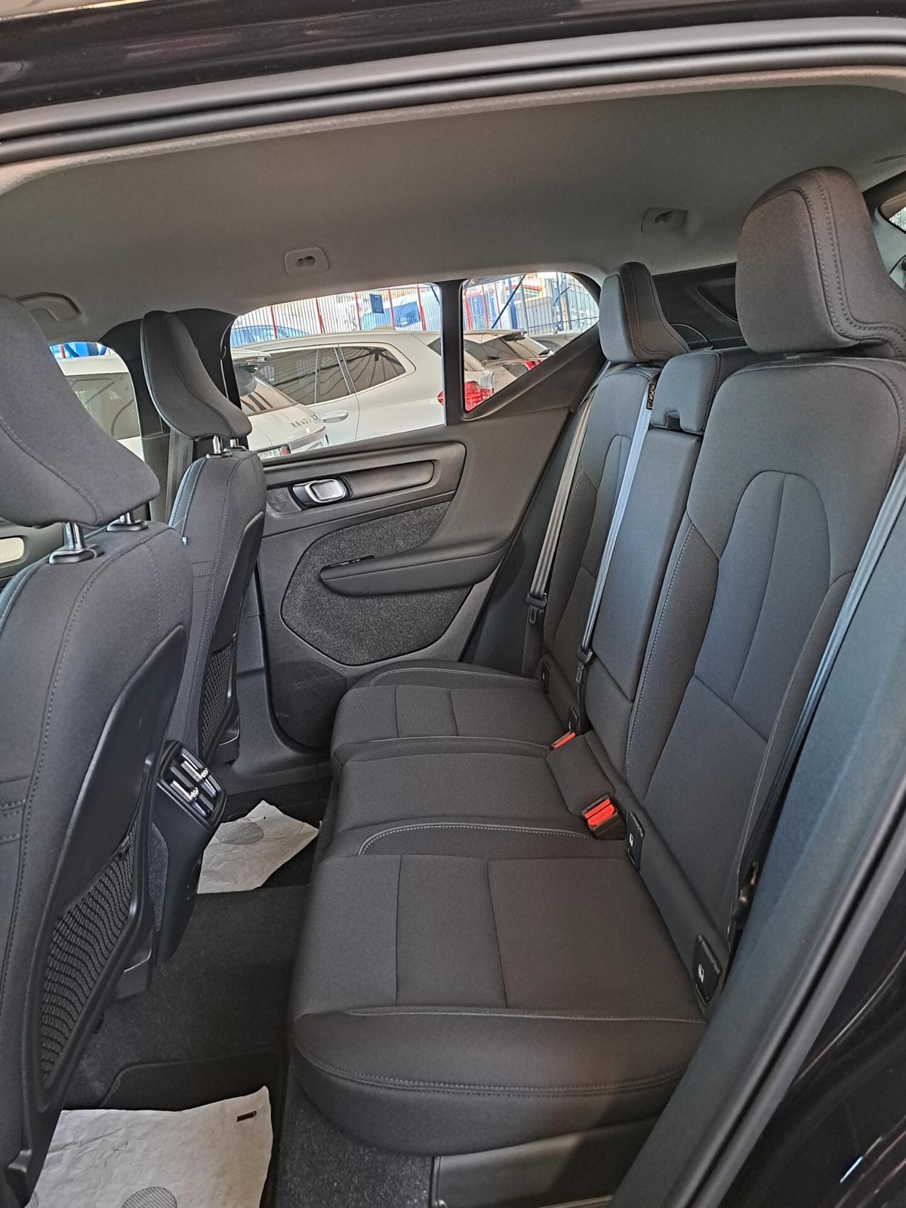 Volvo XC40 T3 Momentum Pro AUTOM.