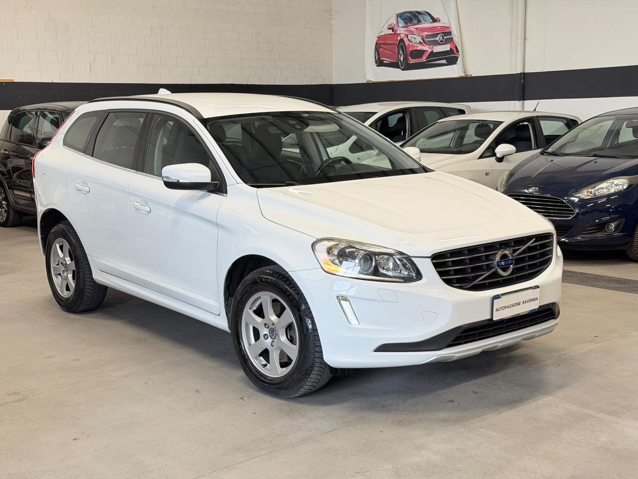 Volvo XC 60 XC60 D4 Geartronic R-design Kinetic