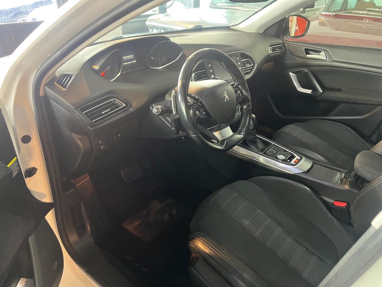 Peugeot 308 BlueHDi 130 S&S SW Business