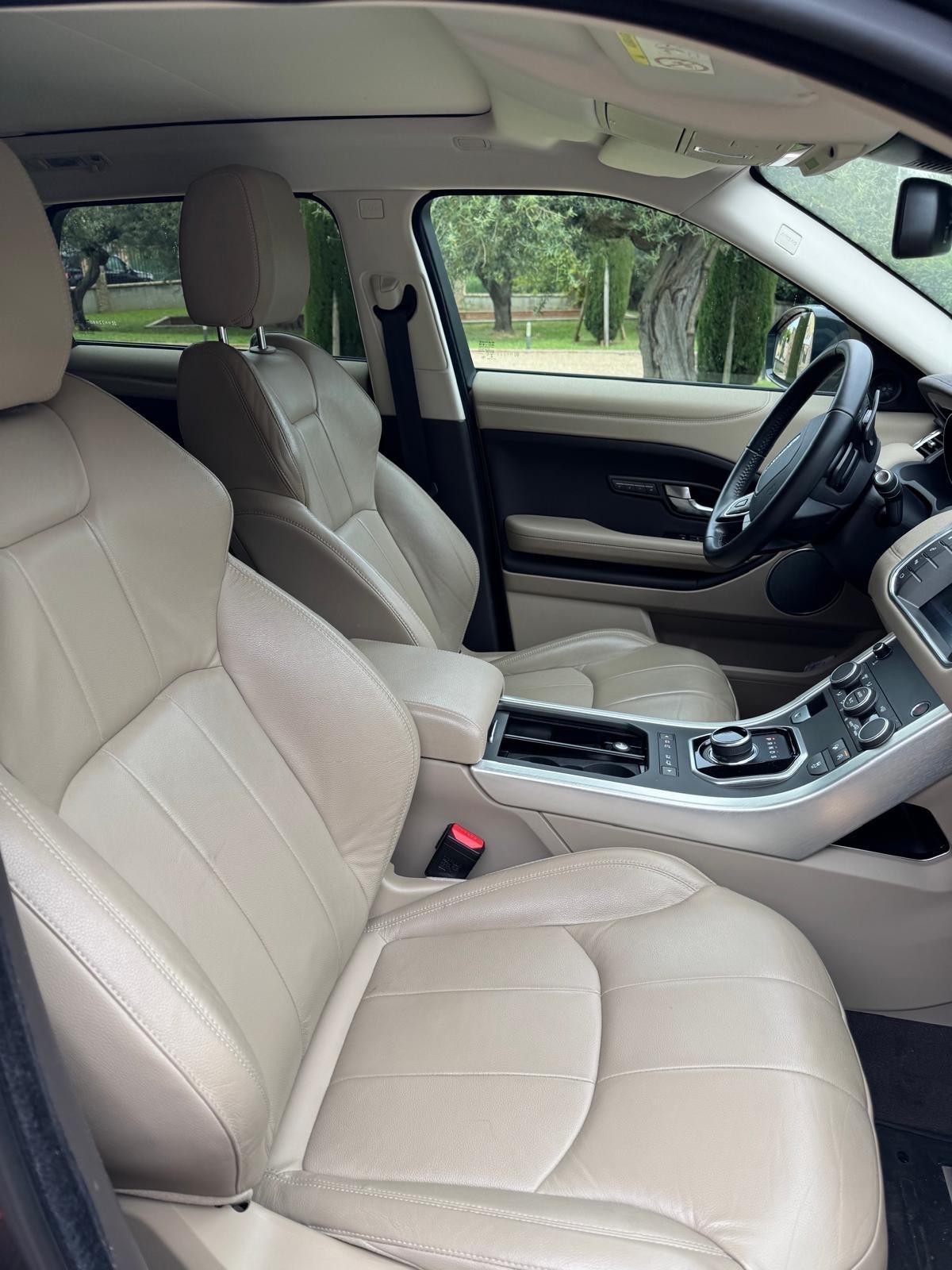 Land Rover Range Evoque 2.0 Si4 5p. Autobiography