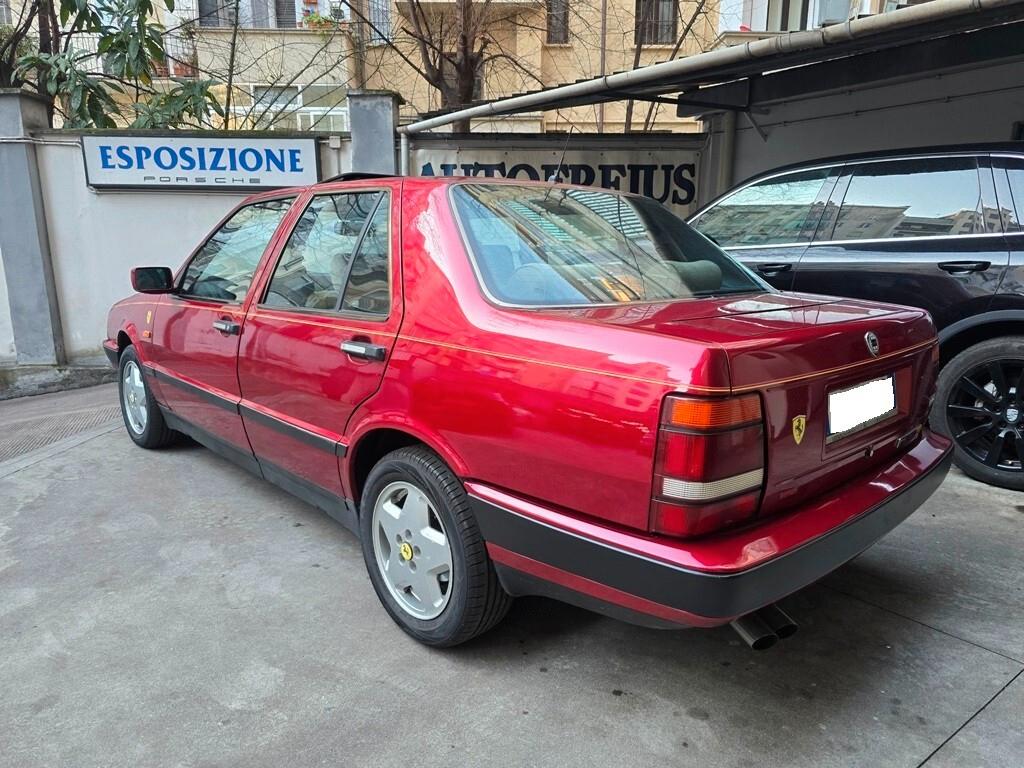 Lancia Thema 8.32