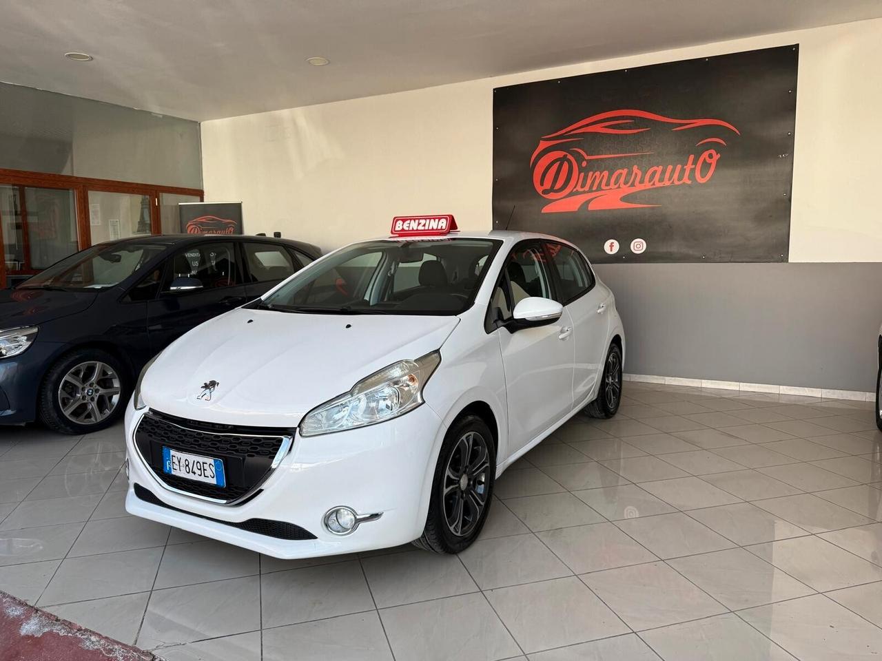 PEUGEOT 208 1.2 BENZINA CON 138.000 KM 2015