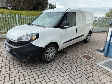 Fiat Doblo Maxi.