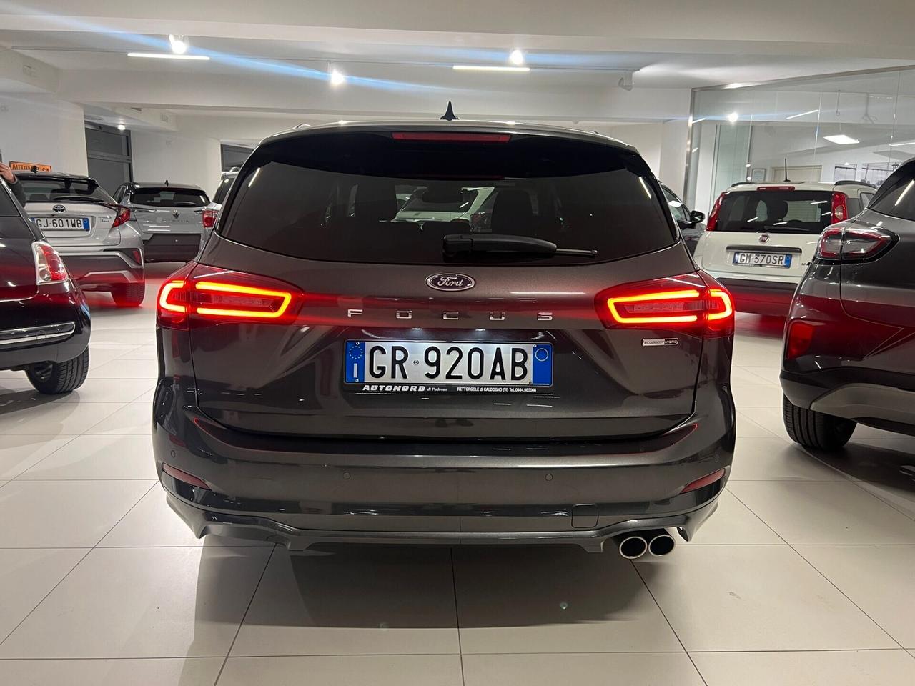 Ford Focus 1.0 EcoBoost Hybrid 125 CV 5p. ST-Line