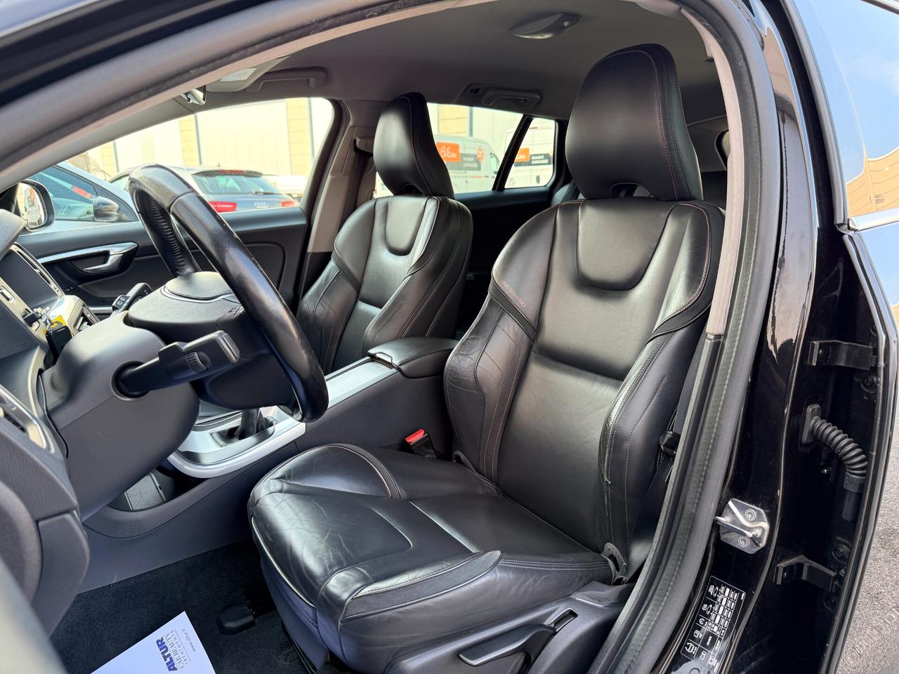 Volvo V60 2.0 D2 OCEAN RACE Euro6