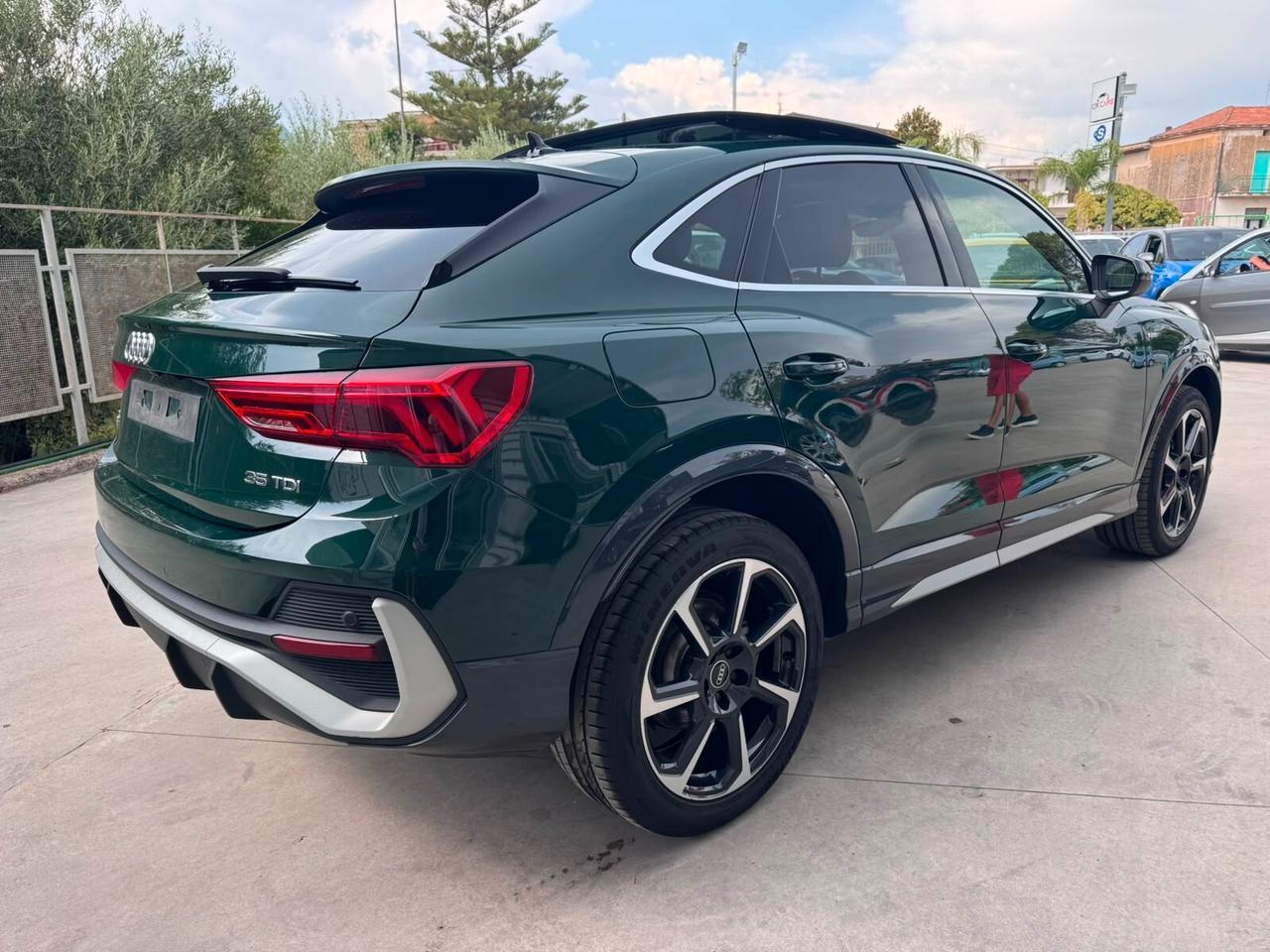 Audi Q3 SPB 35 TDI S tronic line edition - Tetto apribile