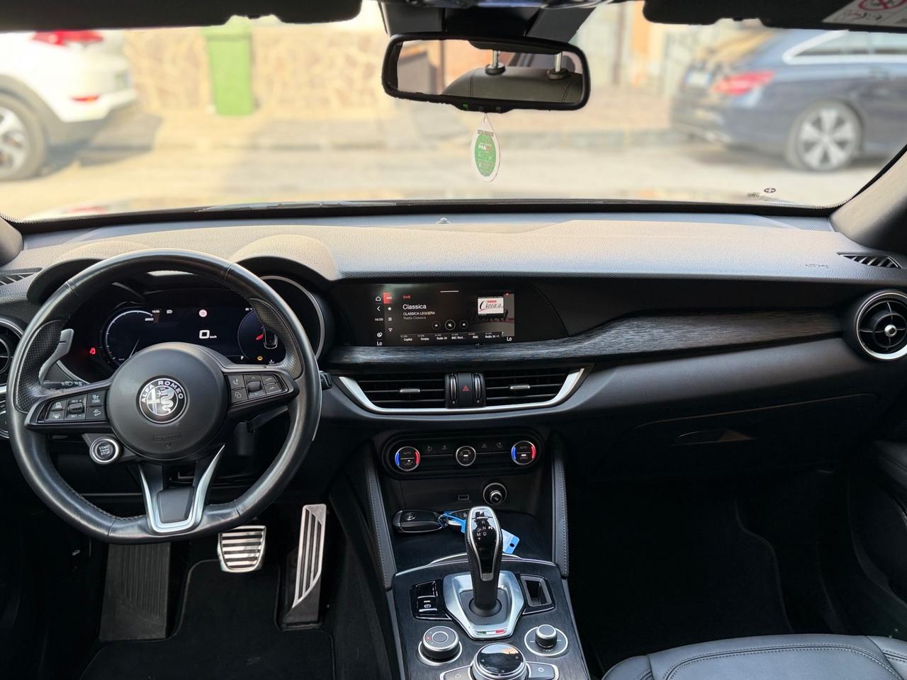 Alfa Romeo Stelvio 2.2 Turbodiesel 210 CV AT8 Q4 Sprint