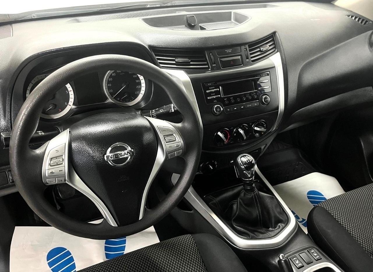 Nissan Navara 2.3 dCi 4WD King Cab Acenta IVA ESPOSTA