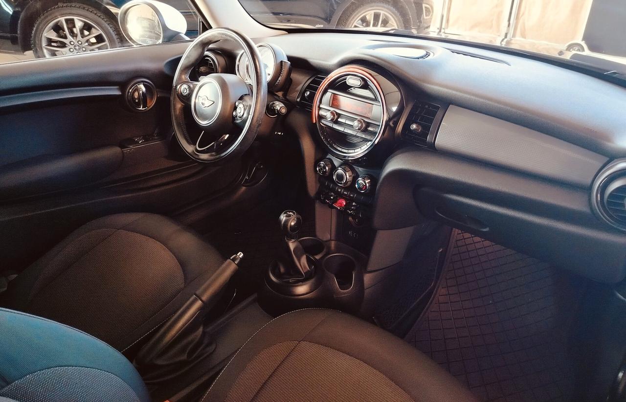 Mini 1.5 Cooper D 116CV BUSINESS XL