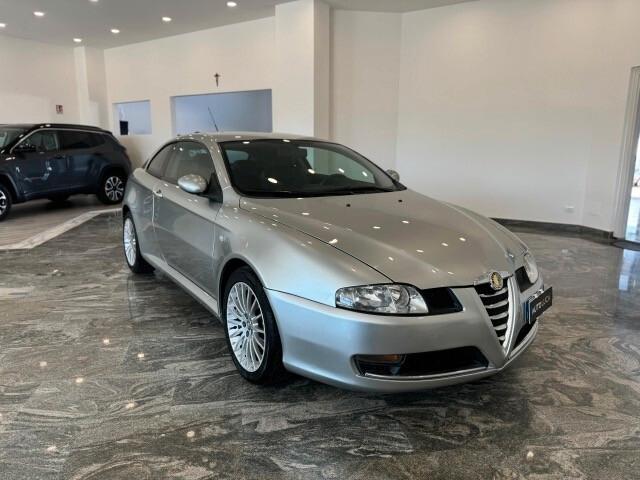 Alfa Romeo GT 1.9 MJT 16V Luxury