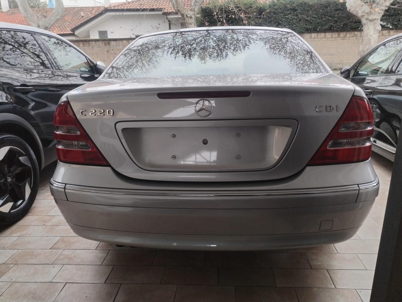Mercedes-benz C 220 CDI cat Elegance