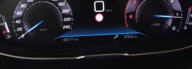 PEUGEOT 3008 BlueHDi 130 S&S EAT8 Allure