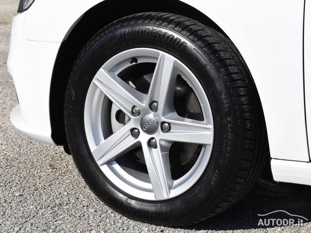Audi A3 Sportback 30 1.5 G-Tron 131cv S-Tronic solo 3000 km!!
