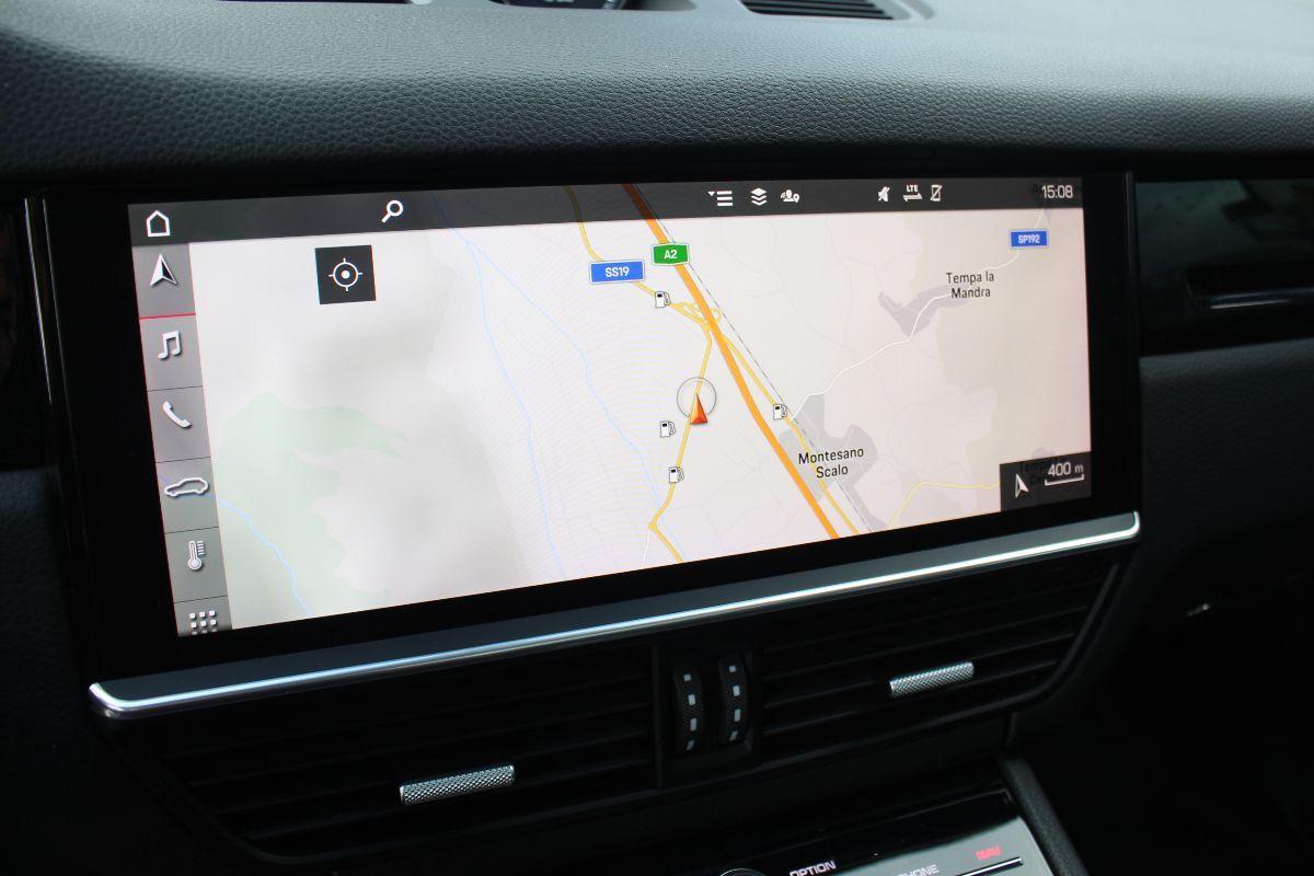 PORSCHE - Cayenne Coupe'