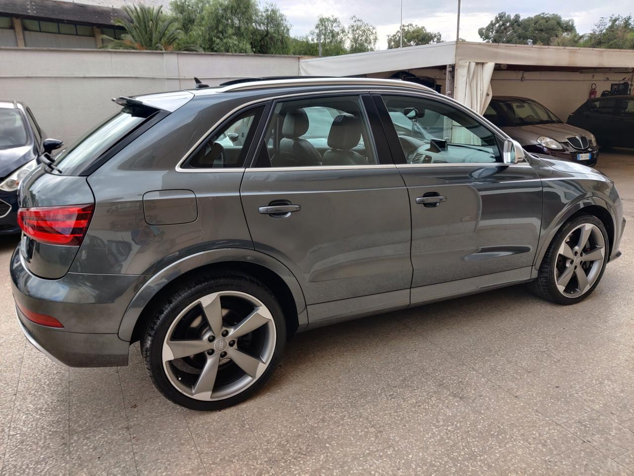 Audi RSQ3 RS 2.5 TFSI quattro S tronic