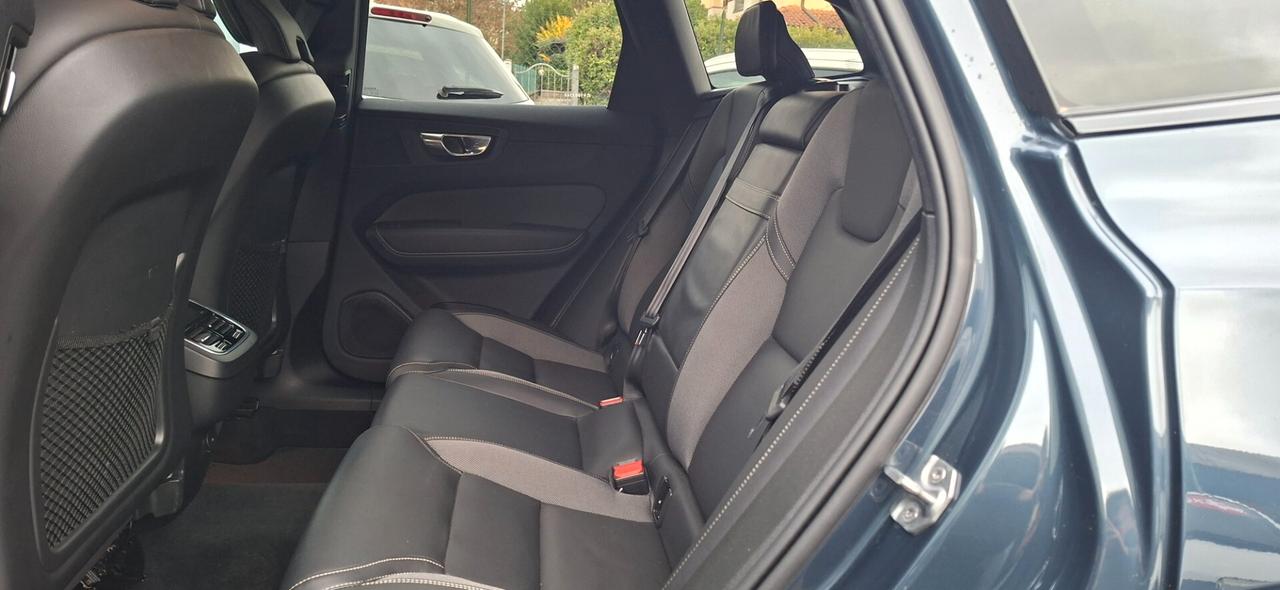 Volvo XC 60 2.0 B4 (d) Inscription