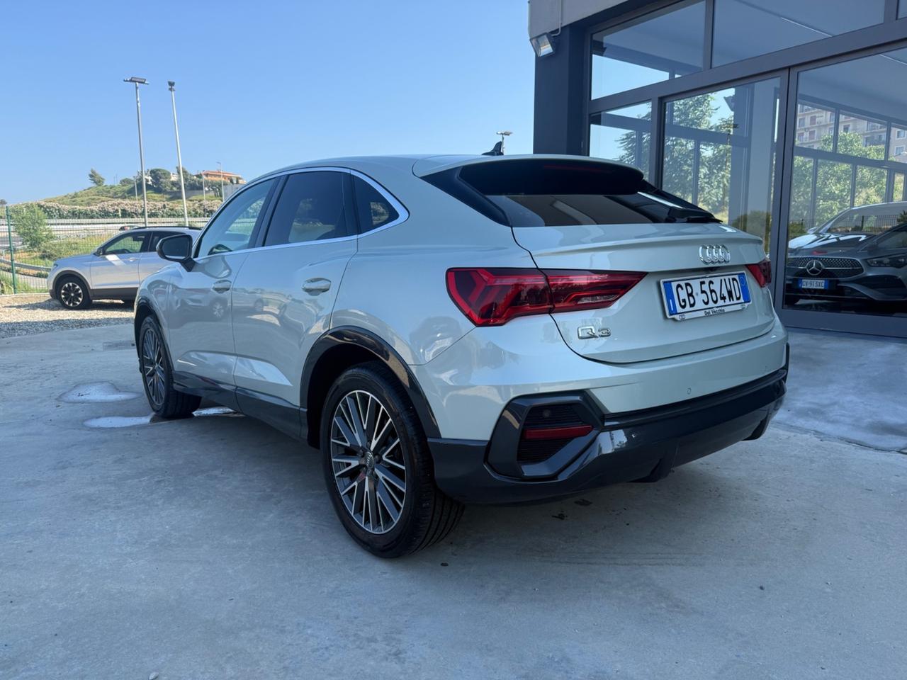 Audi Q3 SPB 35 TDI S tronic Business Plus