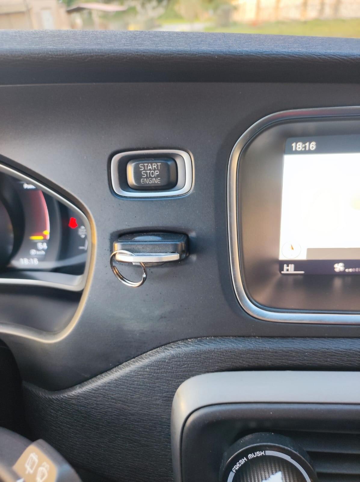 Volvo V40 D3 Geartronic Business Plus