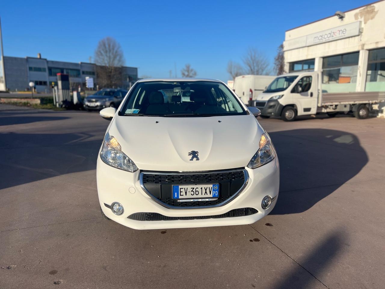 Peugeot 208 1.4 HDi 68 CV 5 porte Active
