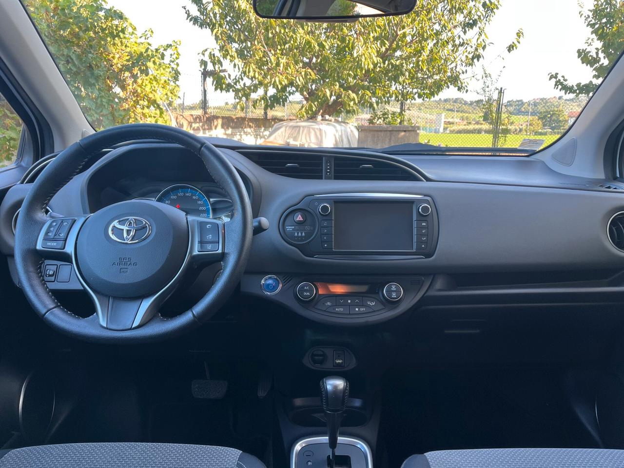 Toyota Yaris 1.5 Hybrid 5 porte AUTOMATICA