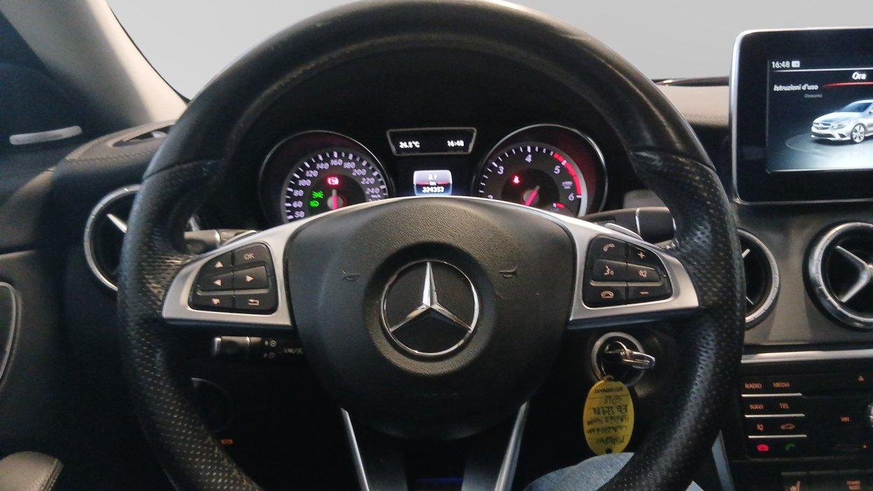 Mercedes-Benz CLA (C/X117) - CLA 220 d S.W. Automatic Premium Dark Night