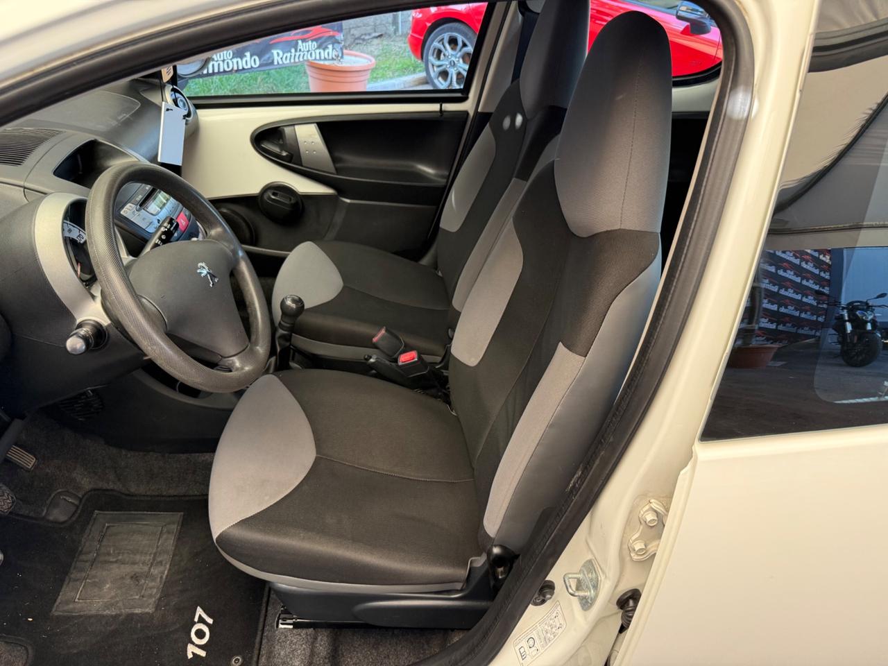 Peugeot 107 Benzina 5 Porte