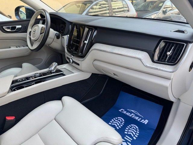 VOLVO XC60 T6 Recharge Plug-in AWD Inscrip. Expres. TET PANOR