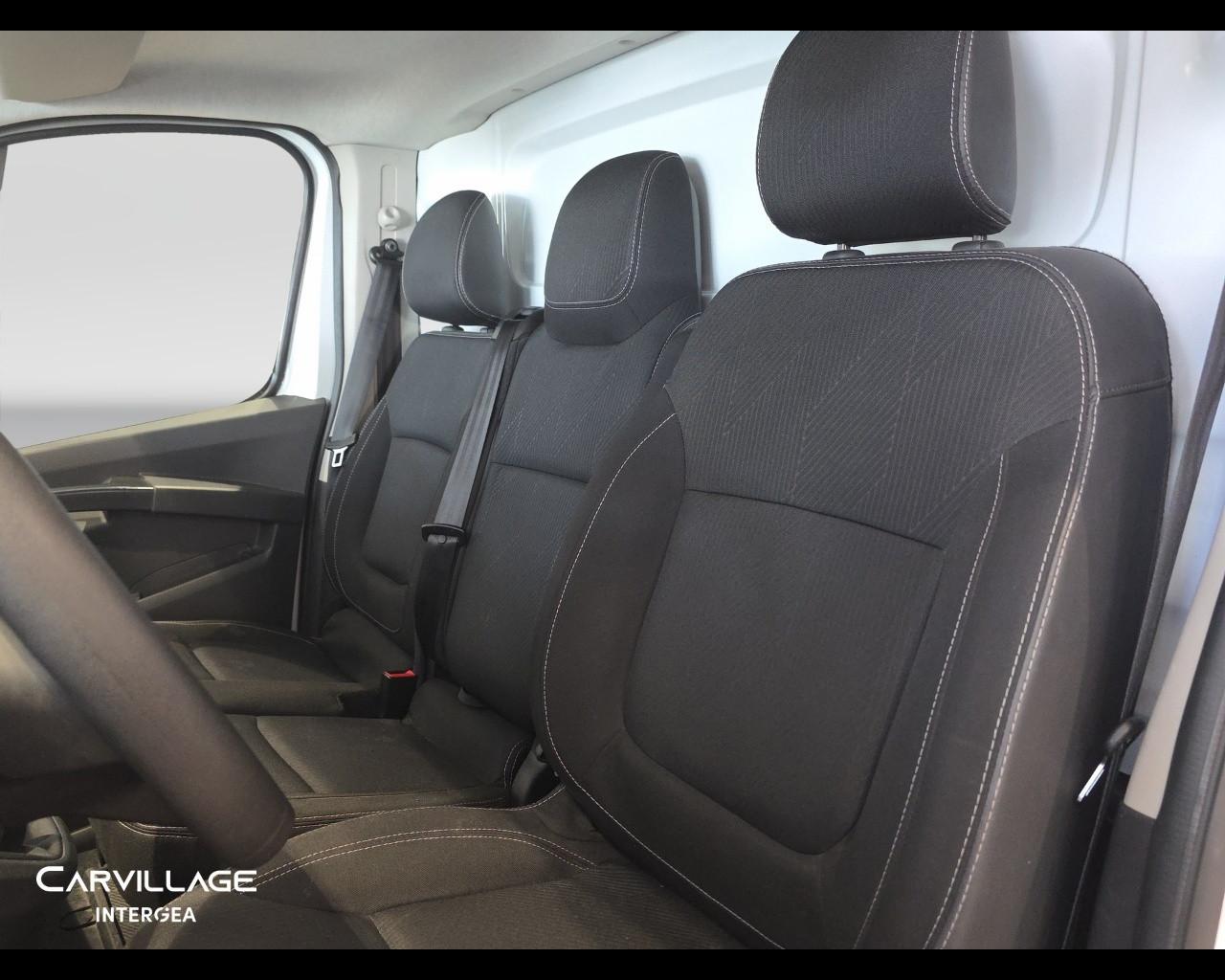 RENAULT Trafic T27 2.0 dci 130cv L1H1 Start