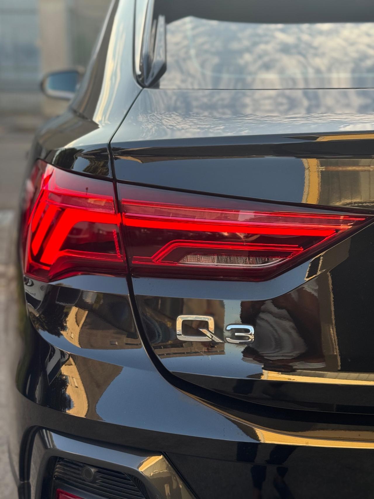 Audi Q3 35 TDI S tronic line edition