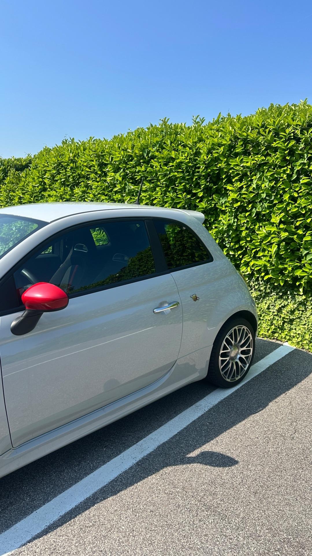 Abarth 500 1.4 Turbo T-Jet Custom