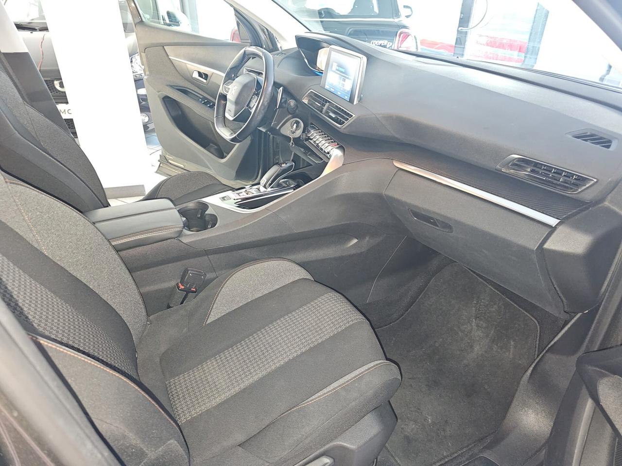 Peugeot 3008 BlueHDi 130 S&S Allure