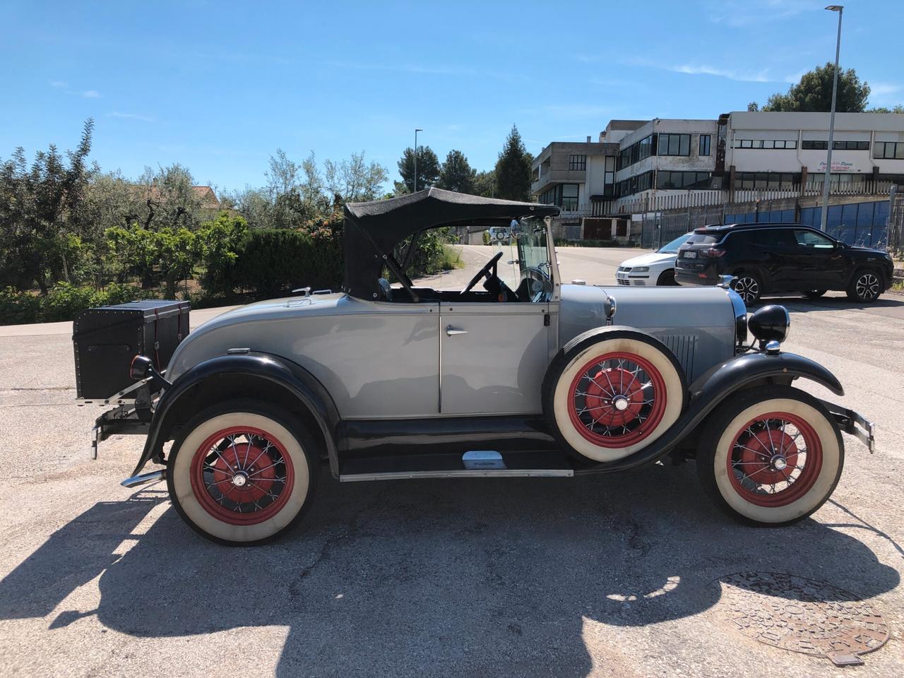 FORD MODEL A ROADSTER