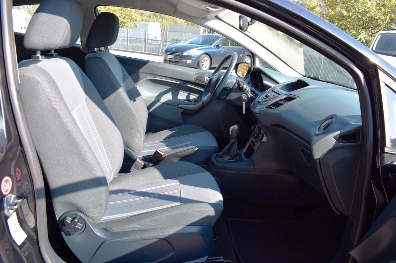 Ford Fiesta 1.4 TDCi 68CV 3p Titanium