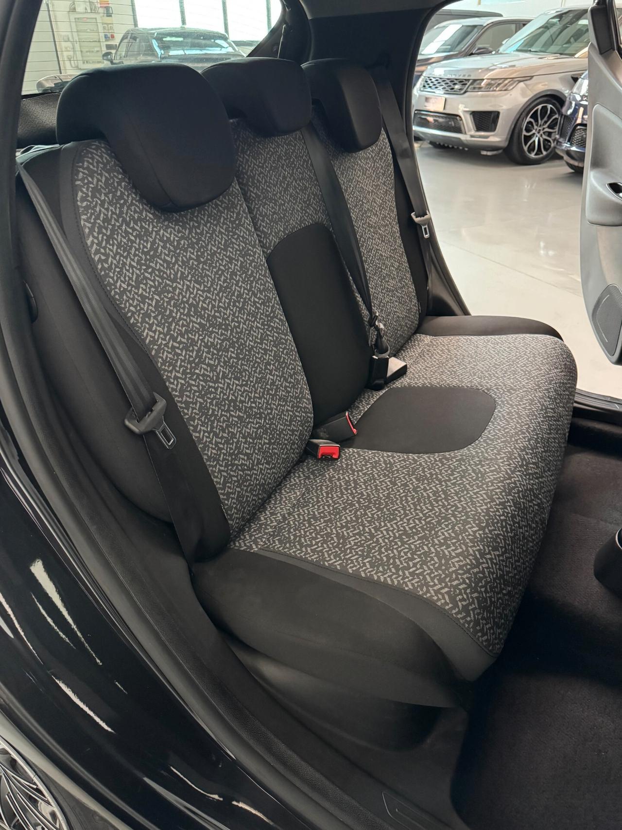 Lancia Ypsilon Hybrid 5p 1.0cc 70cv Bluetooth+Clima OK Neopatentati