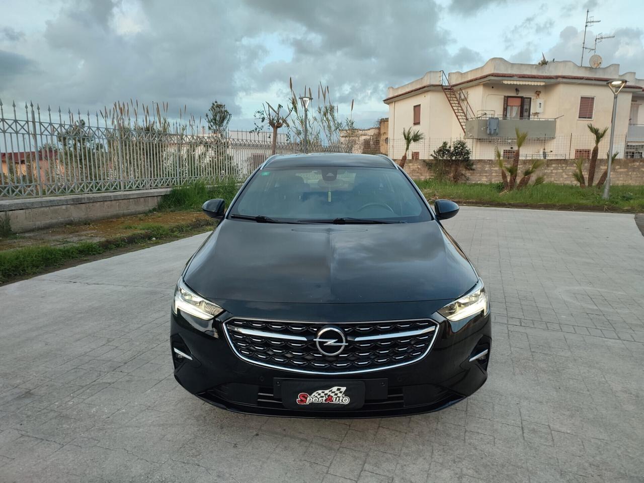 Opel Insignia SPORTS TOURER AUTOMATIK 1.5 CDTI 122 CV AT8 NAV.