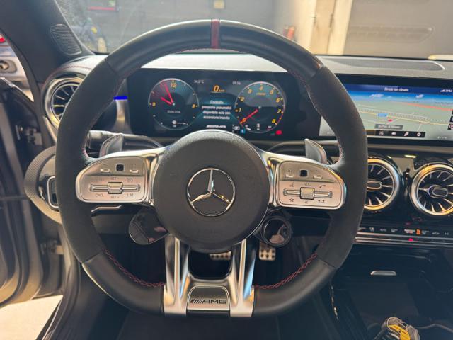 MERCEDES-BENZ CLA 35 AMG 4MATIC / TETTO PANORAMICO / AMBIENT LIGHTING