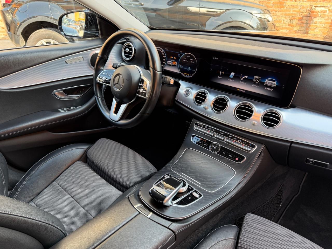 Mercedes-benz E 200 d Auto Premium Plus