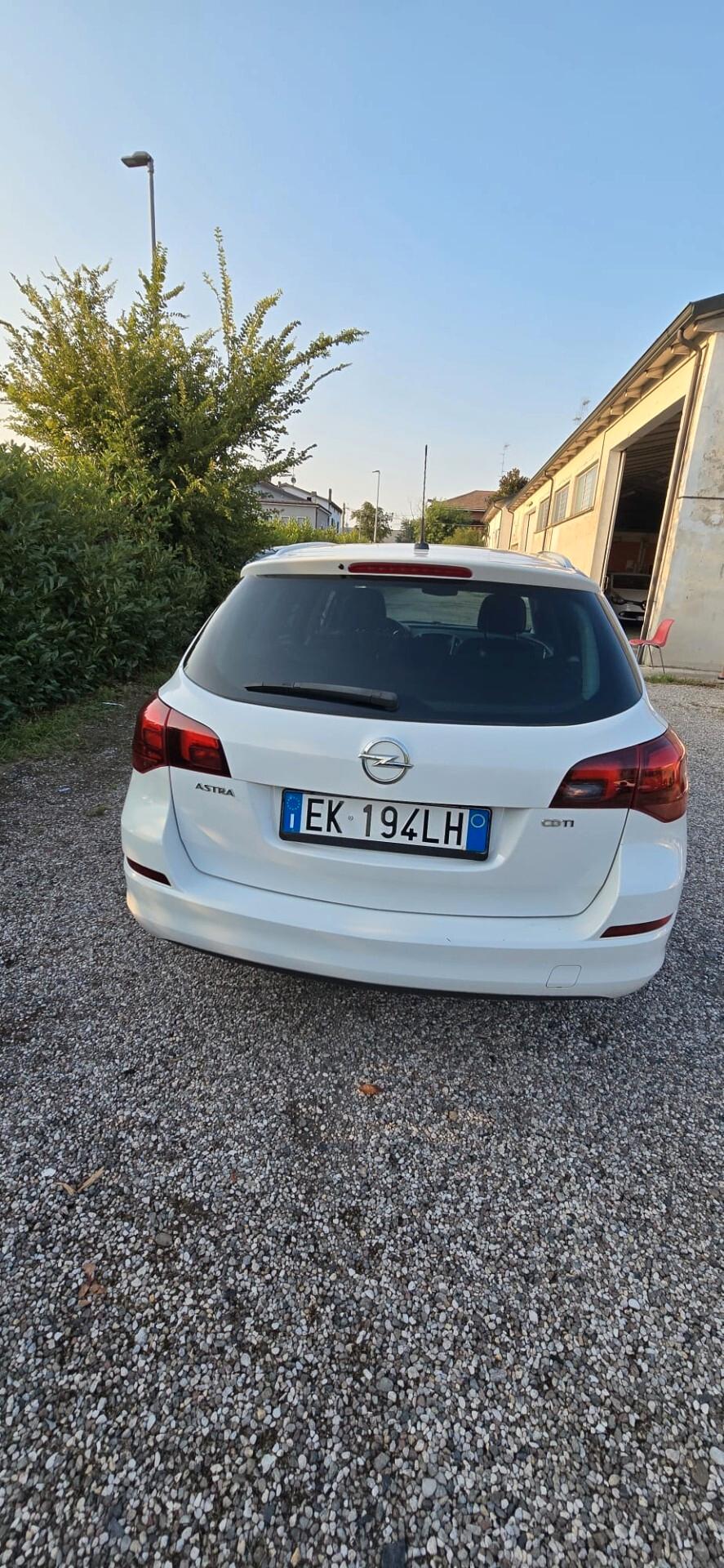 Opel Astra 1.7 CDTI 125CV 5 porte Cosmo