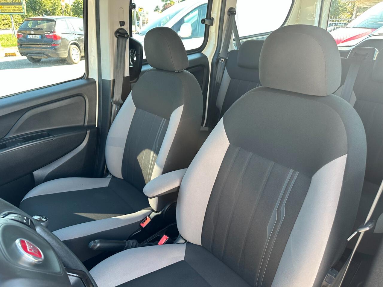Fiat Doblo MAXI AUTOCARRO 5 POSTI N1 1.6 mjt Lounge