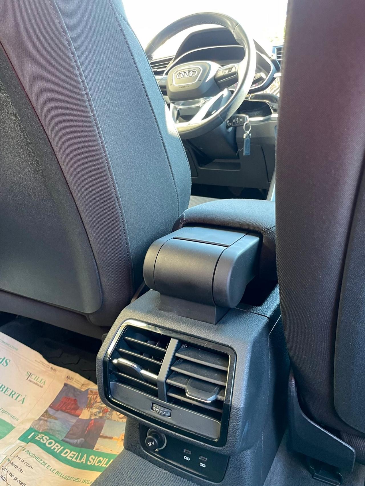 Audi Q3 35 TDI quattro S-line edition Gancio