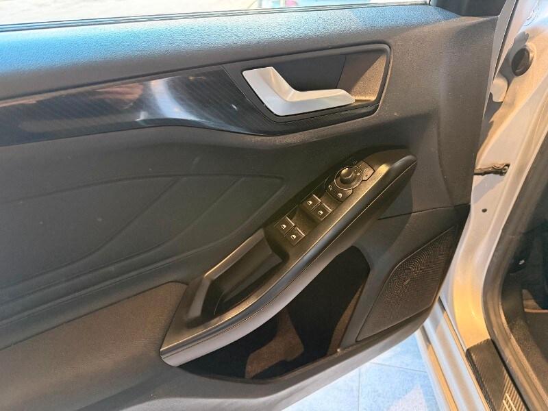 FORD Focus 4ª serie Focus 1.0 EcoBoost Hybrid ...