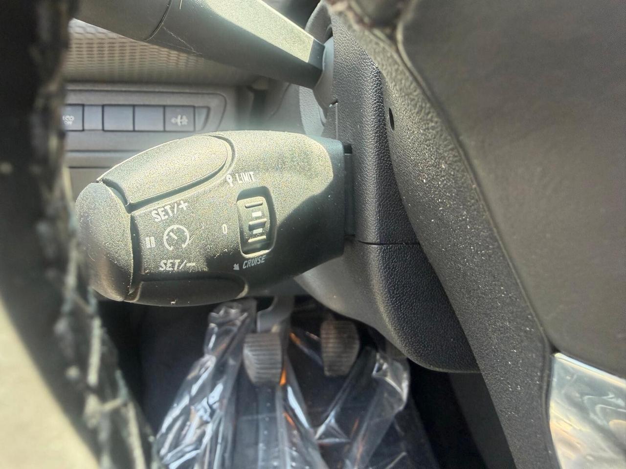 Peugeot 2008 1.6 e-HDi 92 CV Stop&Start Allure
