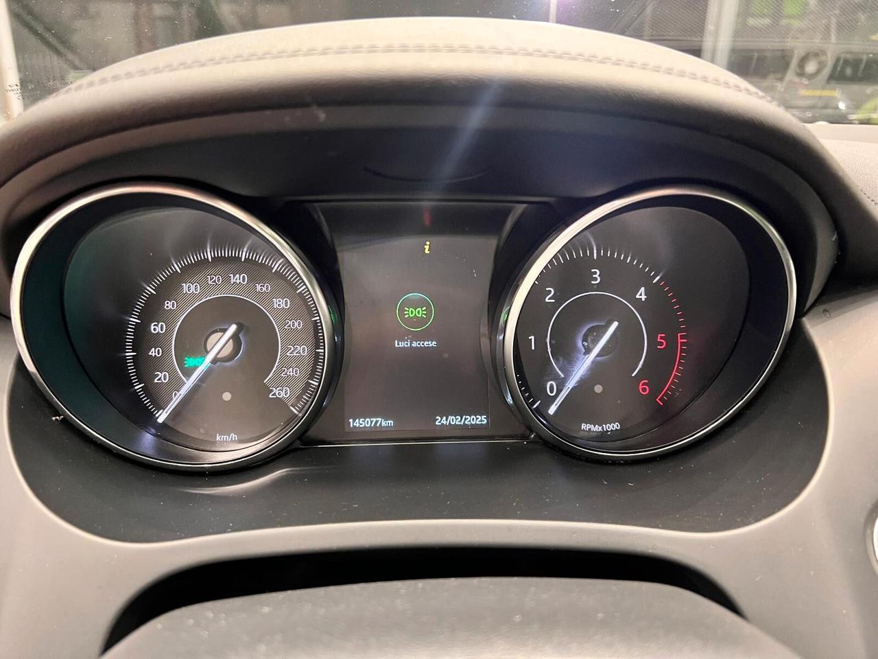 Jaguar E-Pace 2.0D 150 CV AWD R-Dynamic S