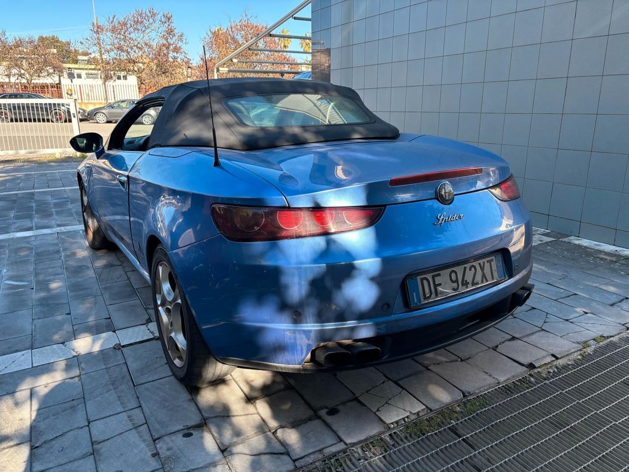 Alfa Romeo Spider 2.4 JTDm